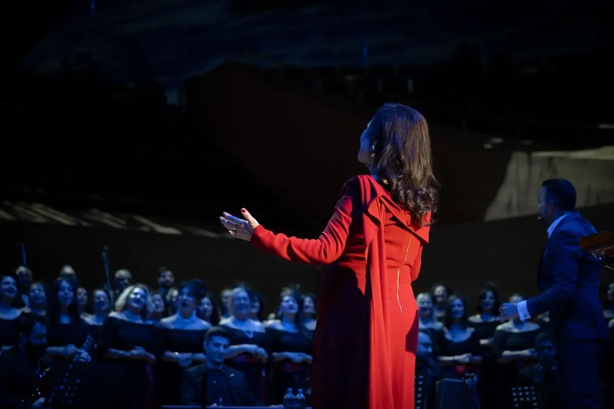 Türkan Şoray ve İyilik Korosu Ankara’da Büyüleyici Bir Konser Sunuyor