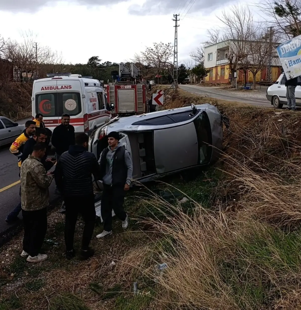 Düziçi'nde Otomobil Devrildi: Sürücü Yaralandı