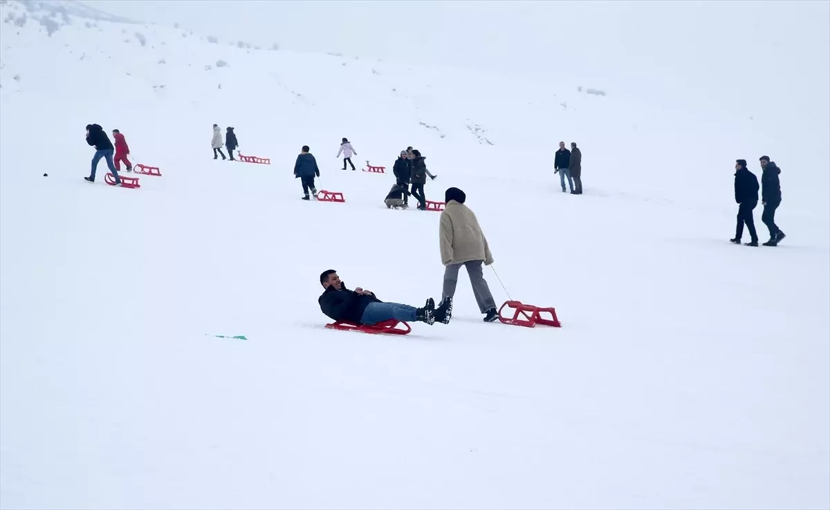 Muş Güzeldağ Kayak Merkezi’nde Kış Keyfi: Hafta Sonu Eğlencesi