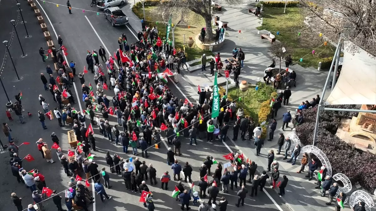 Nevşehir Avanos'ta Gazze'ye Destek Yürüyüşü Gerçekleşti