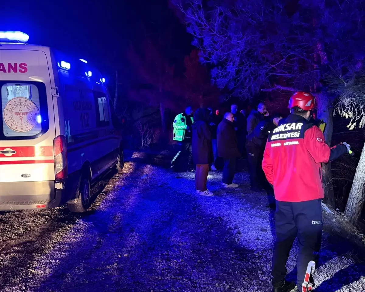 Niksar’da Uçurumdan Düşen Elektrikli Bisiklet Sürücüsü Hayatını Kaybetti