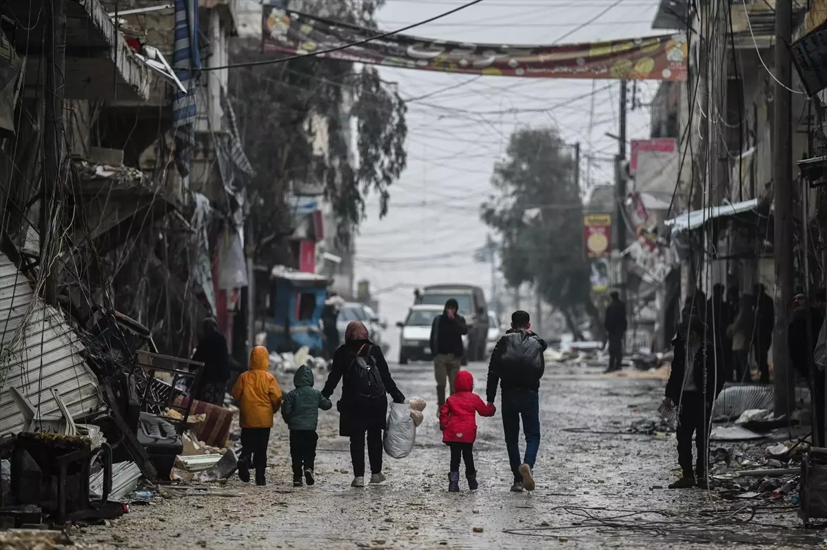 Usame Müslim: Suriye Barış Sürecindeki Gecikmeler ve Ordunun Kuzeye Yönelik Operasyon Riski