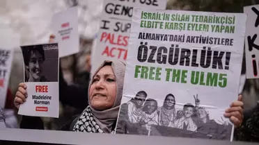 Filistin aktivistleri için Beyoğlu'nda düzenlenen destek eylemi