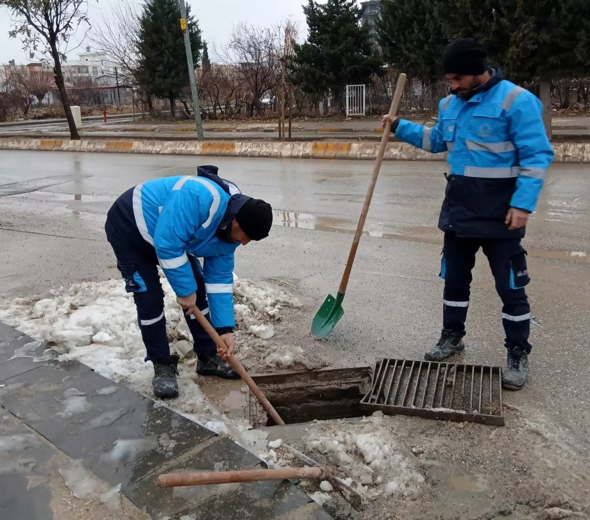 ASKİM Ekipleri Adıyaman’da Altyapı Temizliğine Hız Kesmedi