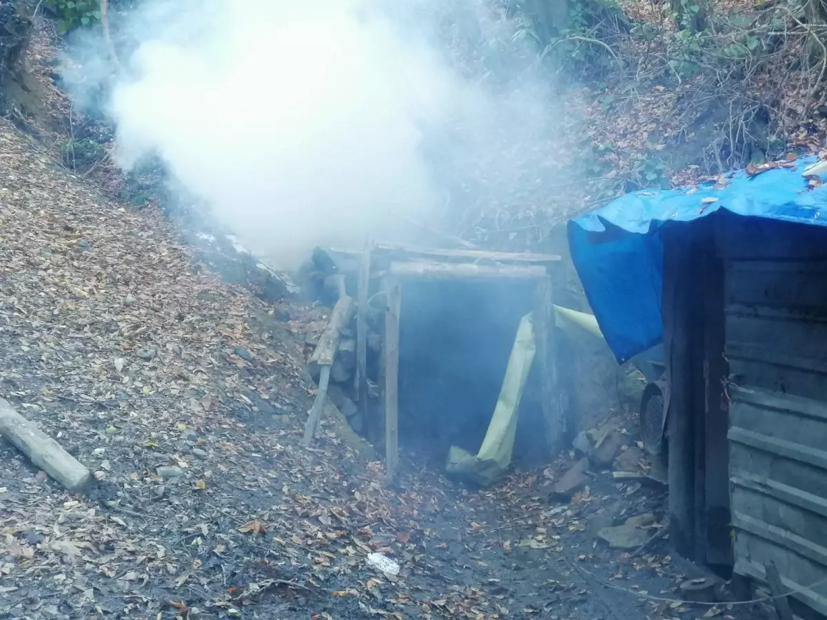 Kilimli'de 4 Kaçak Maden Ocağı Patlayıcıyla İmha Edildi