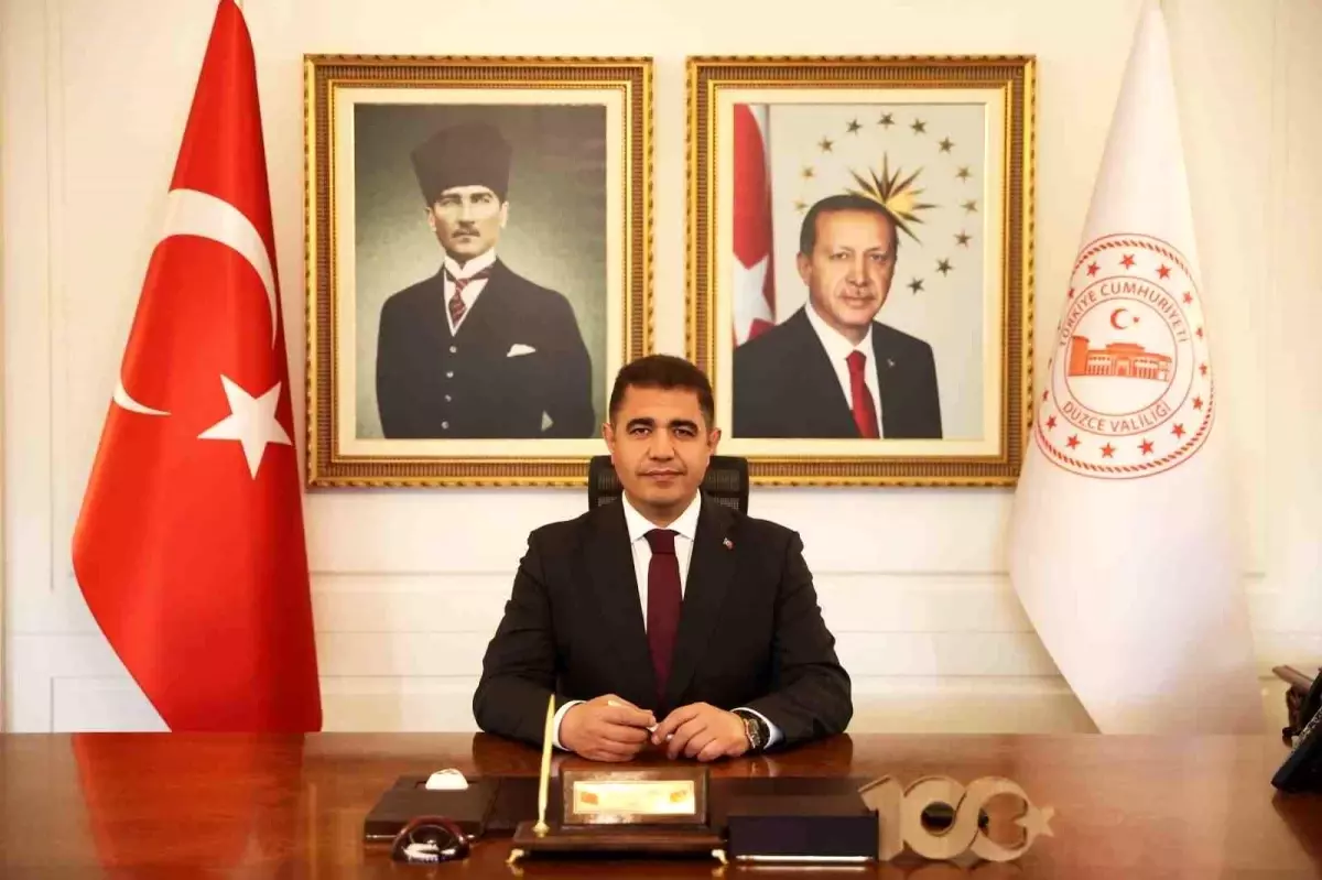 Düzce'de 14.428 Sokak Hayvanına Mikroçip Takıldı, Pasaportları Da Dağıtıldı