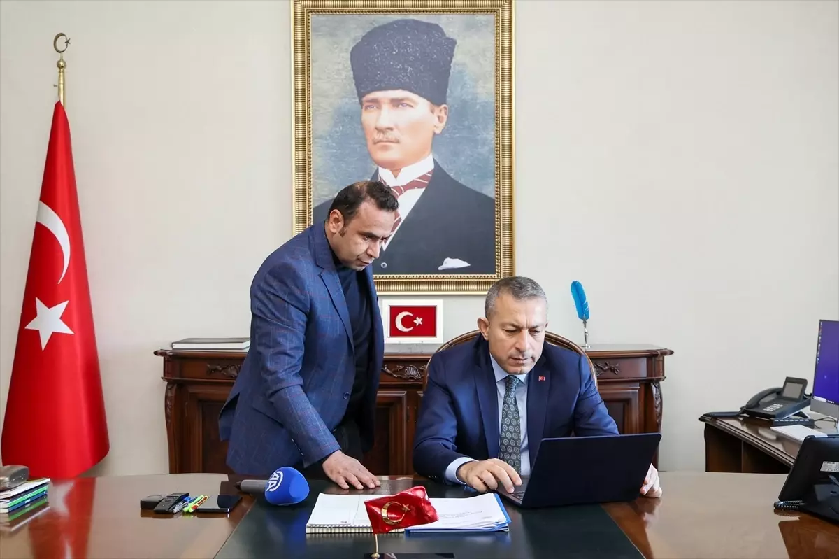 Kilis Valisi Şahin, 2025 Yılının En İyi Karelerini Seçti