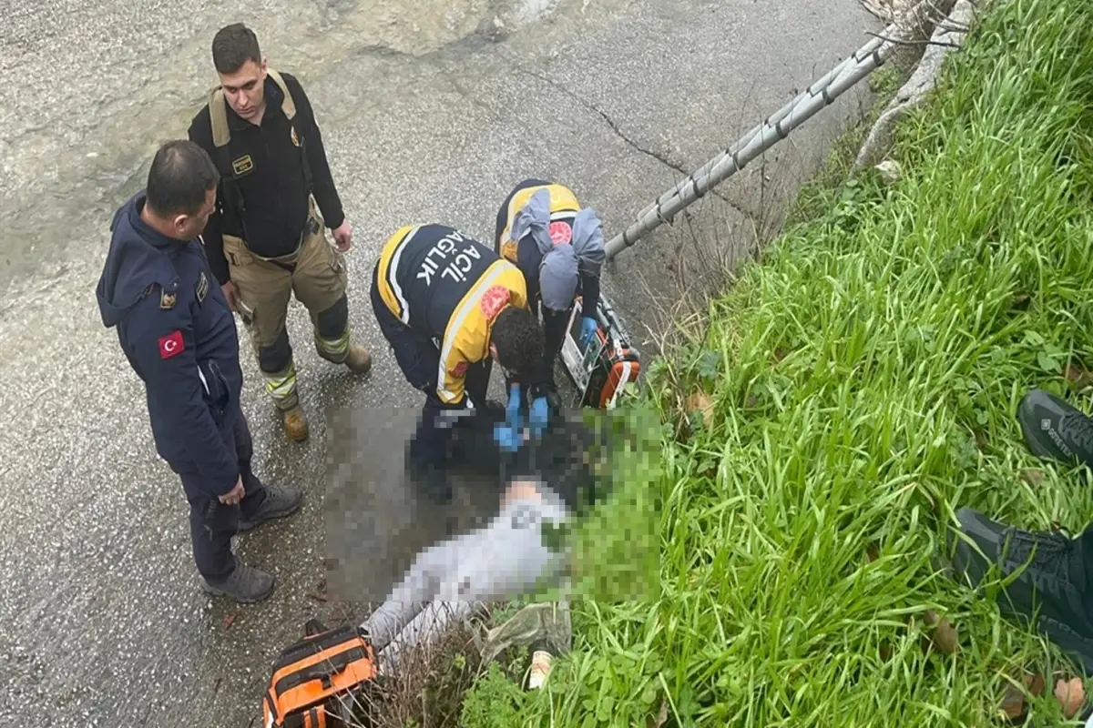Bursa Yıldırım’da 2 Metre Yükseklikten Düşen 53 Yaşındaki Adam Hayatını Kaybetti