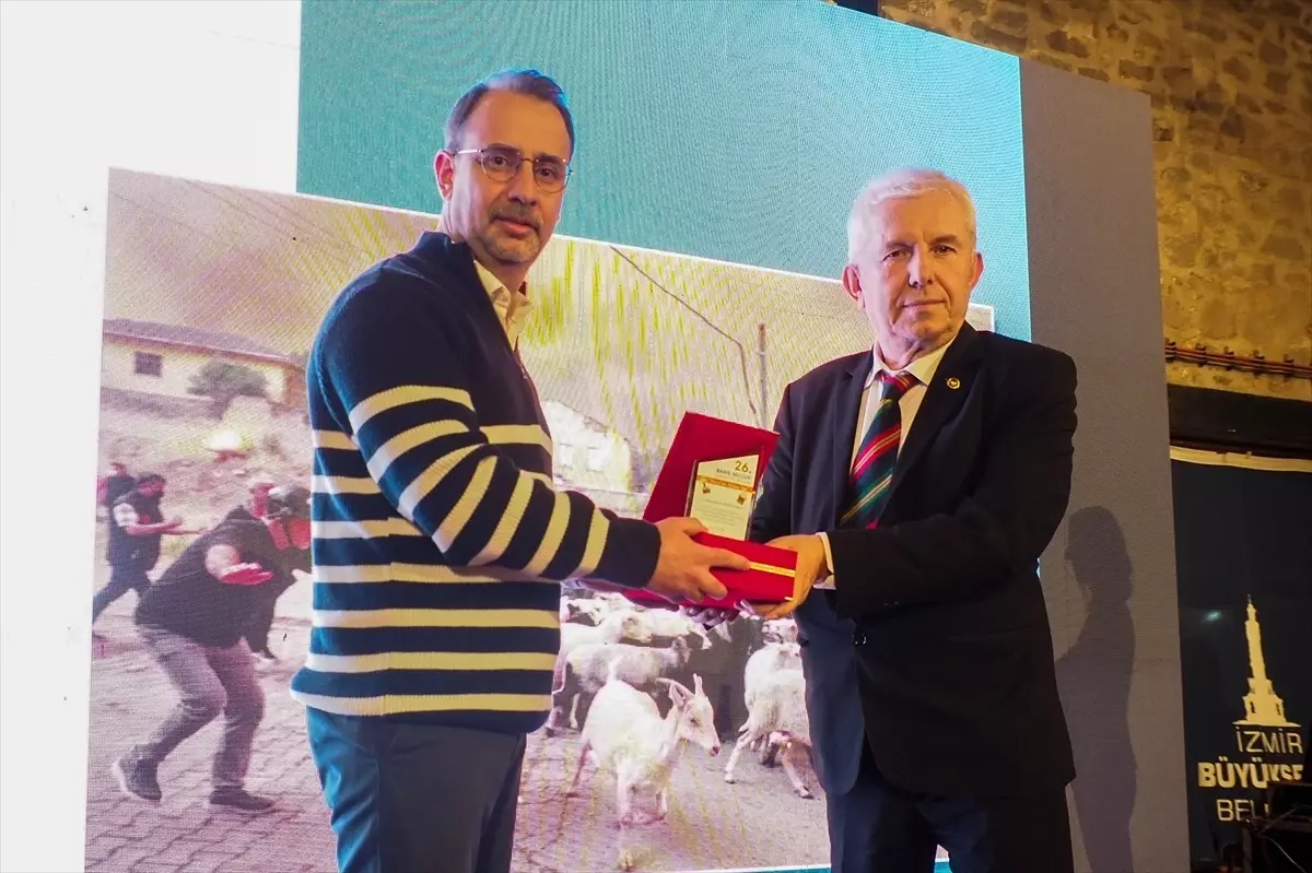 Barış Selçuk Anısına İzmir'de Gerçekleşen Gazetecilik Yarışması Ödül Töreni