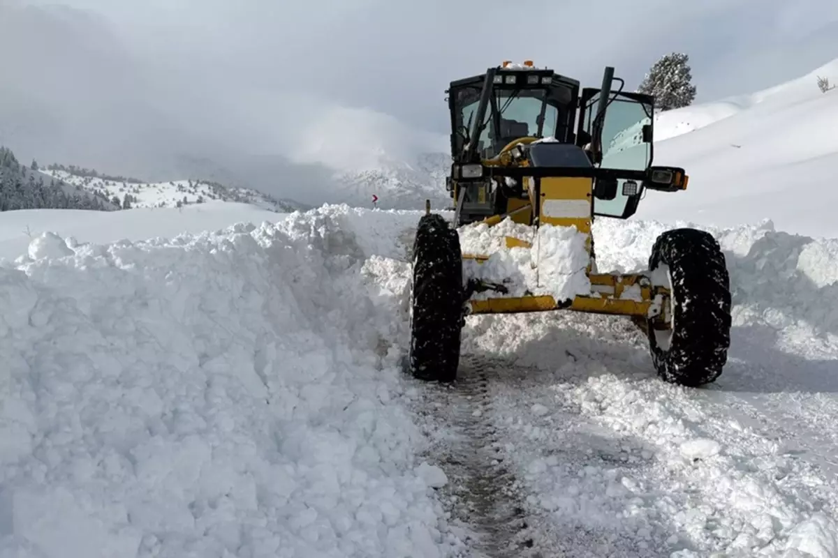 Kahramanmaraş'ta Şiddetli Kar Yağışı Nedeniyle Okullara 1 Günlük Ara