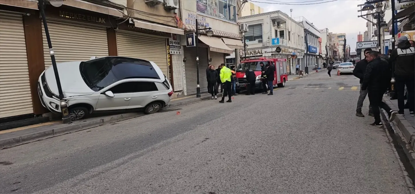 Nusaybin'de SUV Kontrolsüz Çarptı: Çocuk Hastaneye Kaldırıldı