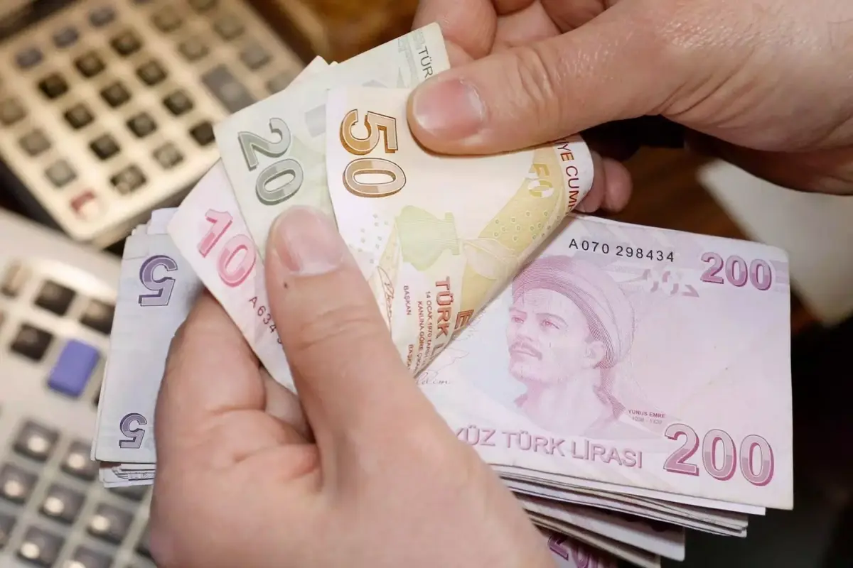 SSK ve Bağ-Kur Emeklileri İçin Kök Maaş Hesaplaması Yenilendi: En Düşük Emekli Maaşı 20 Bin TL’ye Çıktı