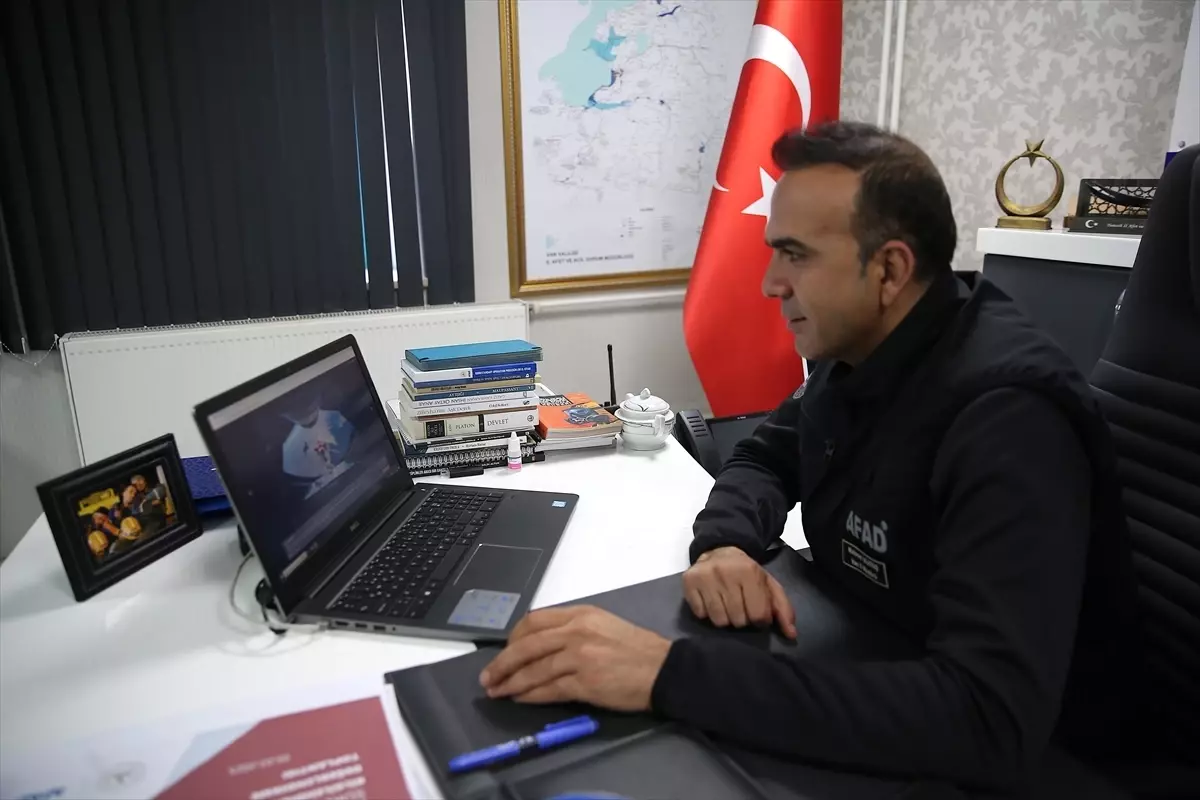 AFAD Genel Müdürü Ulutaş, 2025 Yılının En İyi Fotoğrafları İçin Oylamaya Katıldı