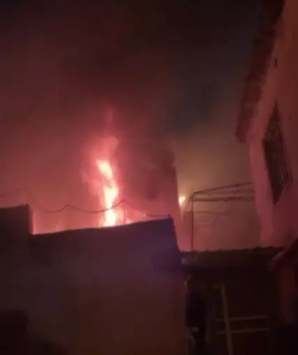 İtfaiye ekiplerinin çalışma anı