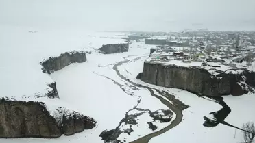 Murat Kanyonu kış manzarası
