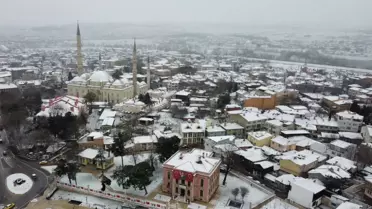 Edirne sokakları karla kaplı