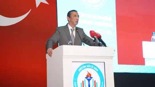 Genel Başkan Oğuz Özat konuşma anı