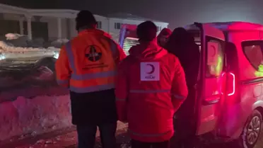 Çöken ahırların görüntüsü