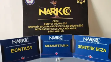 Operasyon sırasında ele geçirilen uyuşturucu maddeler