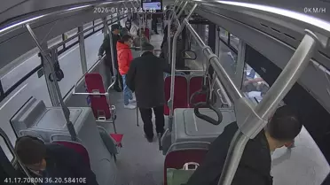 Otobüs hastane yolunda