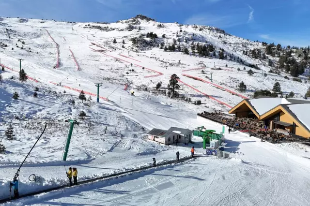 Yangın sonrası hasarlı otel odaları