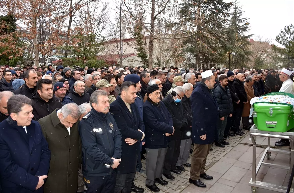 Ramazan Can'ın Kayınvalidesi Nevin Kahraman Kırıkkale'de Defnedildi