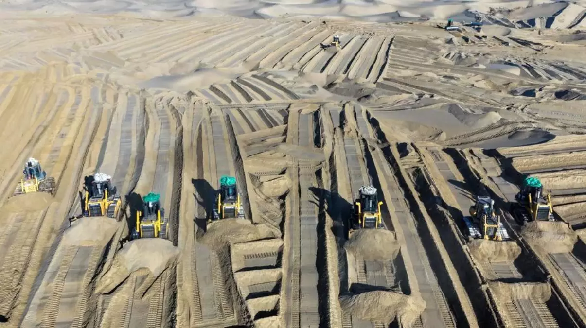 Xinjiang’da Çölleşme Mücadelesi: Çiftçilere Yeni Gelir ve İstihdam Kapıları