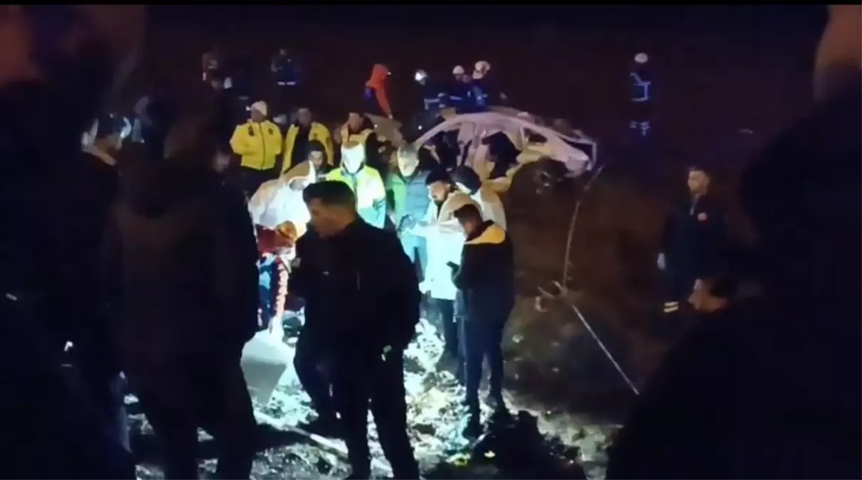 Batman’da İki Araç Çarpıştı: 4 Ölü, 3 Yaralı