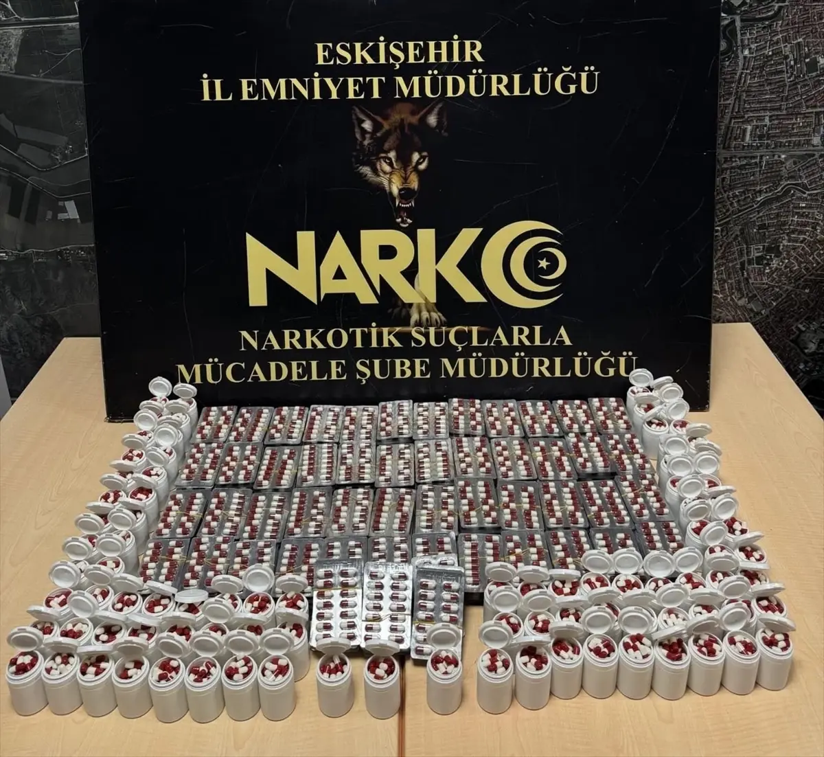 Eskişehir'de Bir Ay İçinde Gerçekleşen Uyuşturucu Operasyonları Sonuçlandı: 18 Kişi Tutuklandı