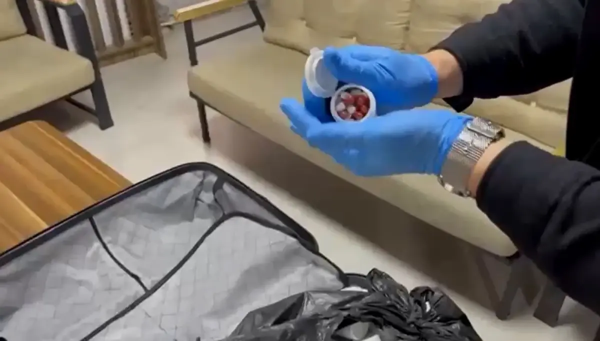 Samsun’da Gerçekleştirilen Uyuşturucu Operasyonunda 18.900 Sentetik Hap Ele Geçirildi