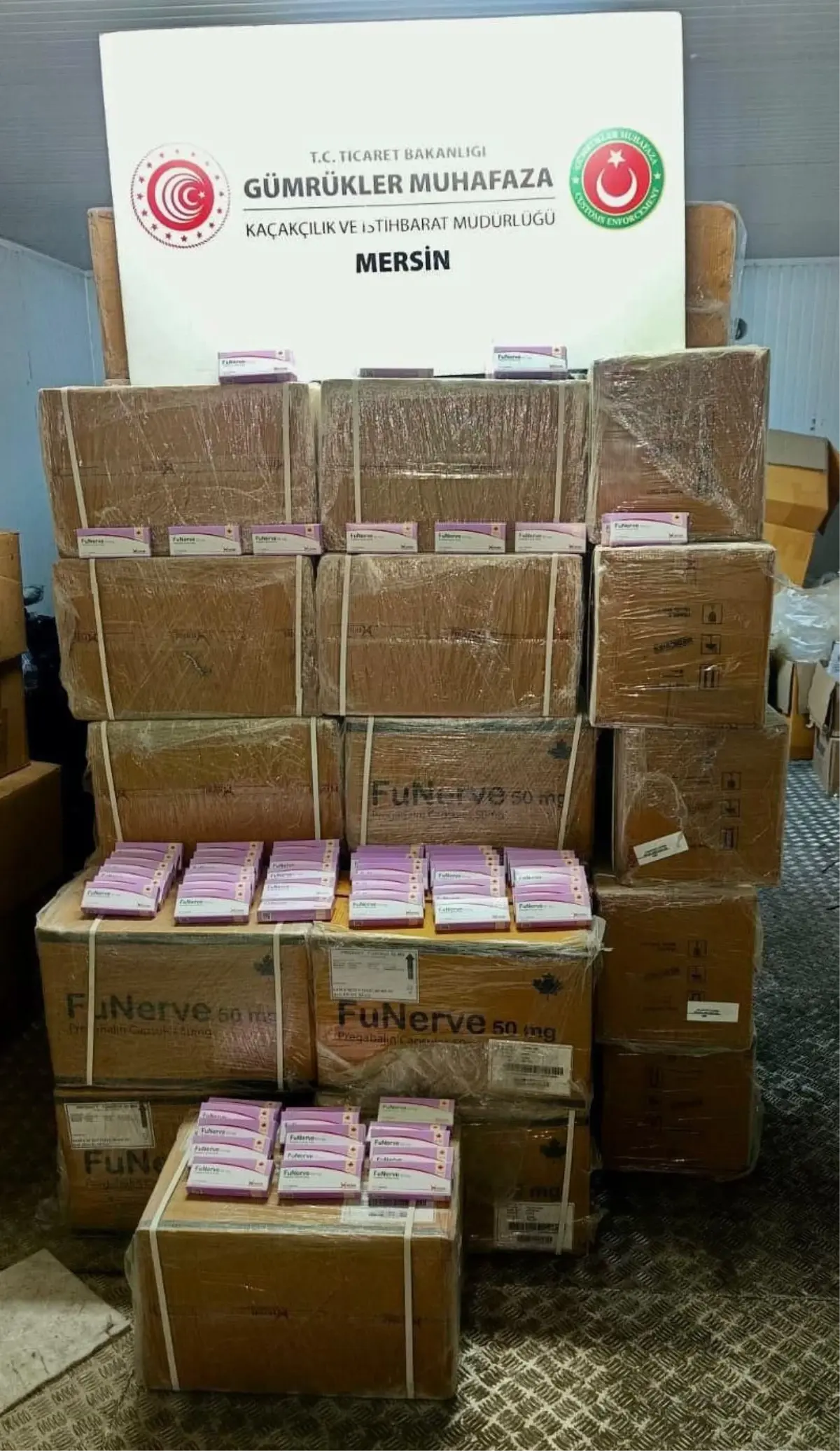 Mersin Limanında 280 Bin Sentetik Ecza Ele Geçirildi