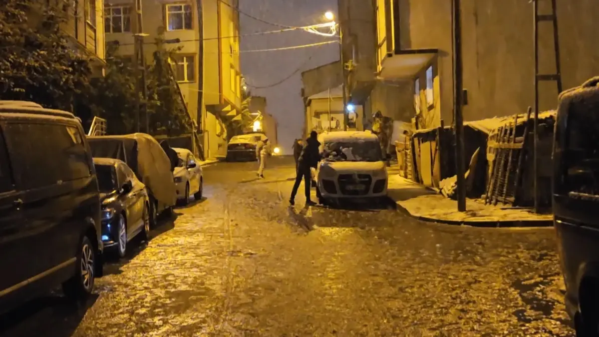 İstanbul’da Karla Gelen Sıcak Anlar: Sultangazi ve Arnavutköy’de Kış Eğlencesi