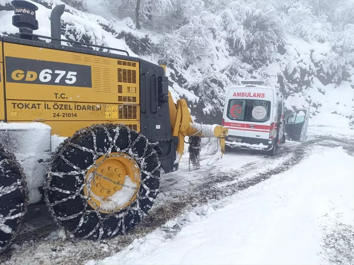 Erbaa’da Kar Yağışı Sağlık Hizmetlerini Zor Duruma Sokuyor