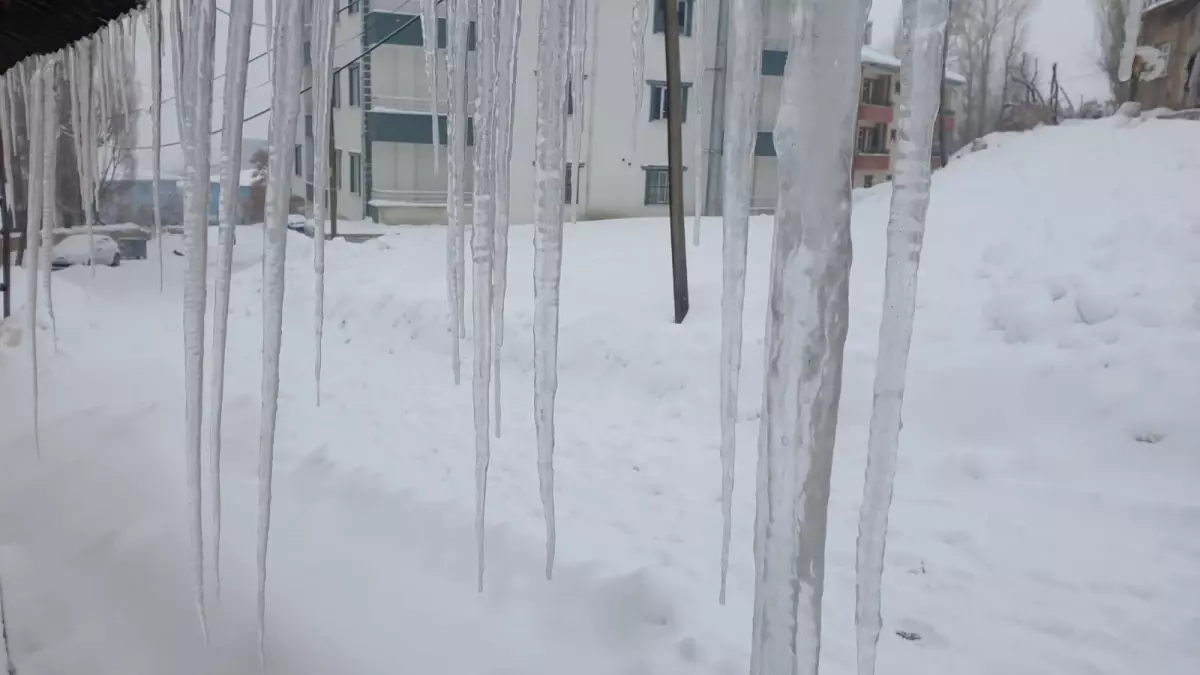 Van’da Kar Şiddeti Nedeniyle Okullar 14 Ocak 2026’da Tatil Edildi