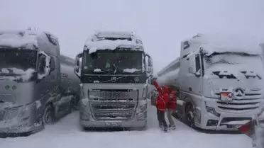 Kop Dağı Geçidi'nde kar ve tipi etkileri