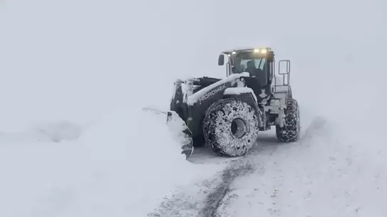 Malatya karla mücadele ekipleri çalışıyor