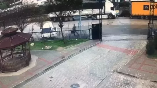 Adana’da Silahlı Saldırı: 17 Yaşındaki Muhammet Yeşil Hayatını Kaybetti