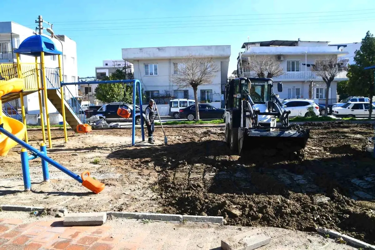 Söke Belediyesi, İlçedeki Parkları Modernize Etmeye Devam Ediyor