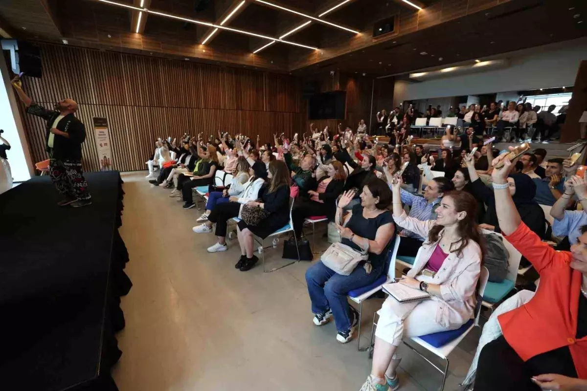 İzQ 2025’te Rekor Büyüme: 800 Aktif Üye ve 16.500 Katılımcı