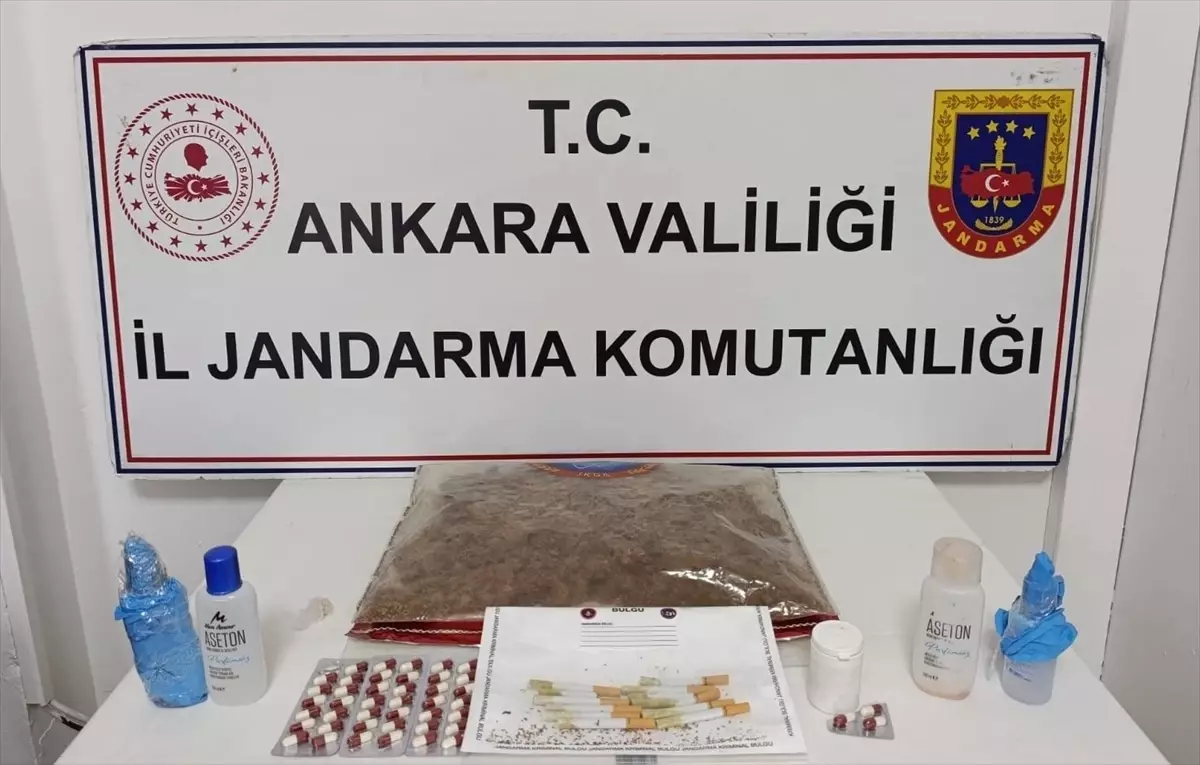 Ankara’da Gerçekleşen Uyuşturucu Operasyonunda 1,2 Kg Sentetik Madde ve 122 Ecza Ele Geçirildi