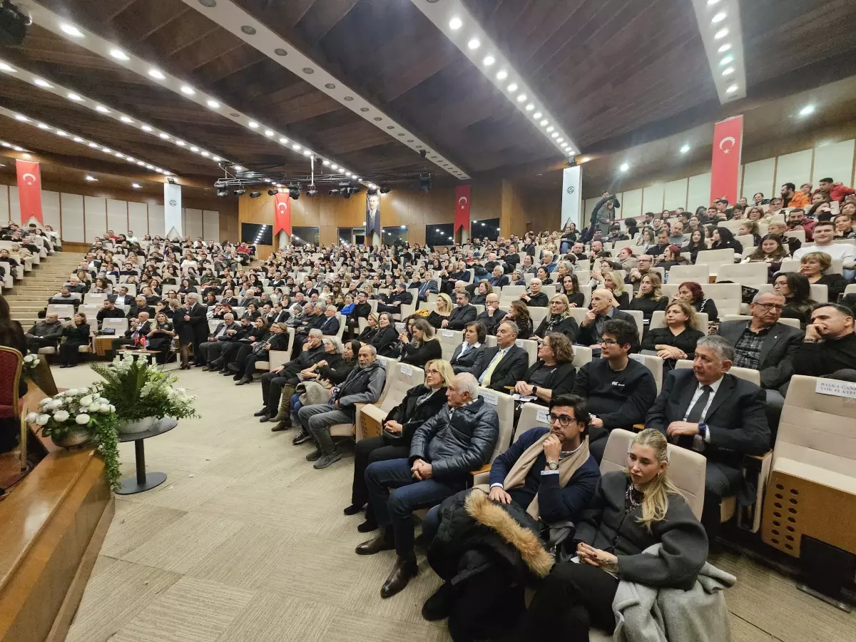 Adana’da Doğan Ailesi Anısına Senfoni Gecesi