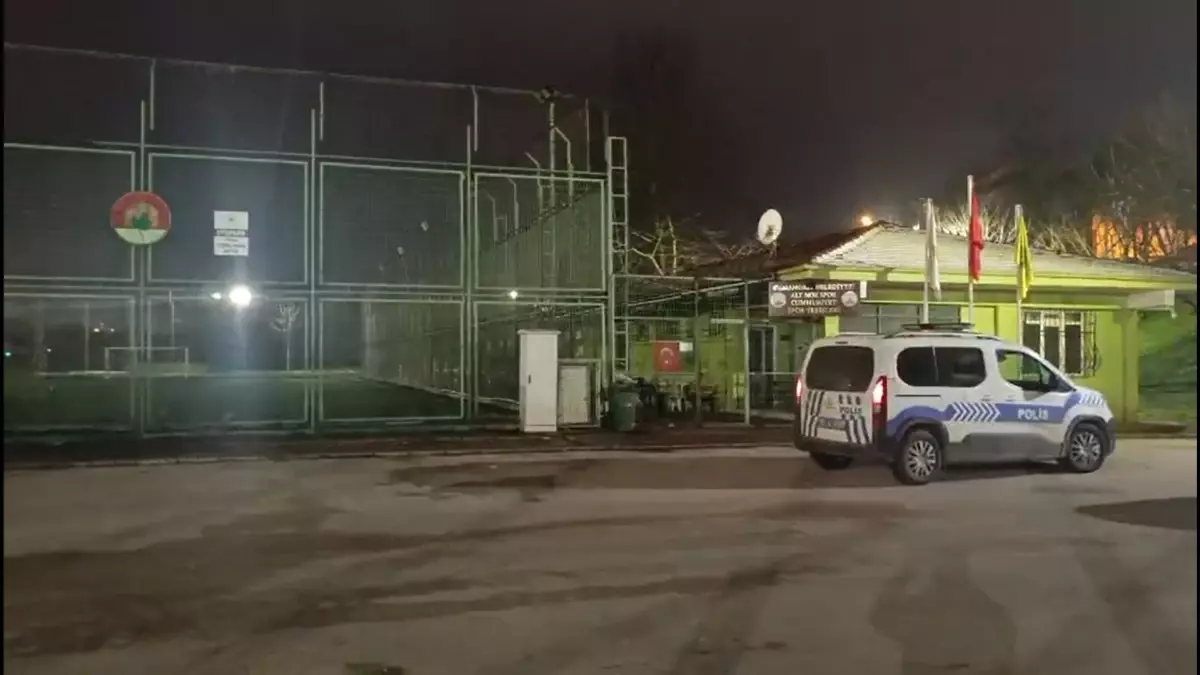 Bursa’da İki Kardeşin Bıçaklı Saldırısı: İki Kişi Yaralandı