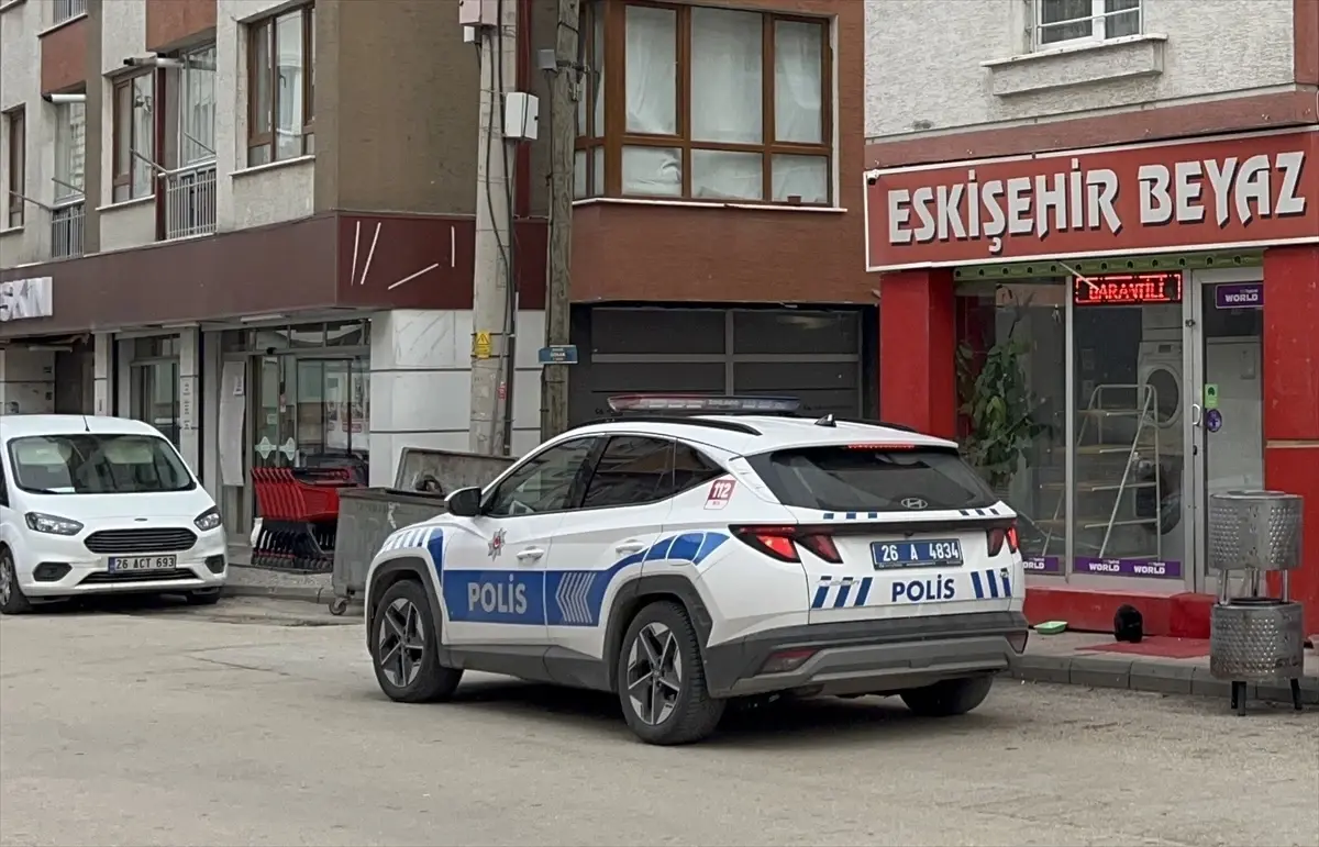Eskişehir Tepebaşı'nda Üvey Baba Bıçaklı Saldırı Sonrası Tutuklandı