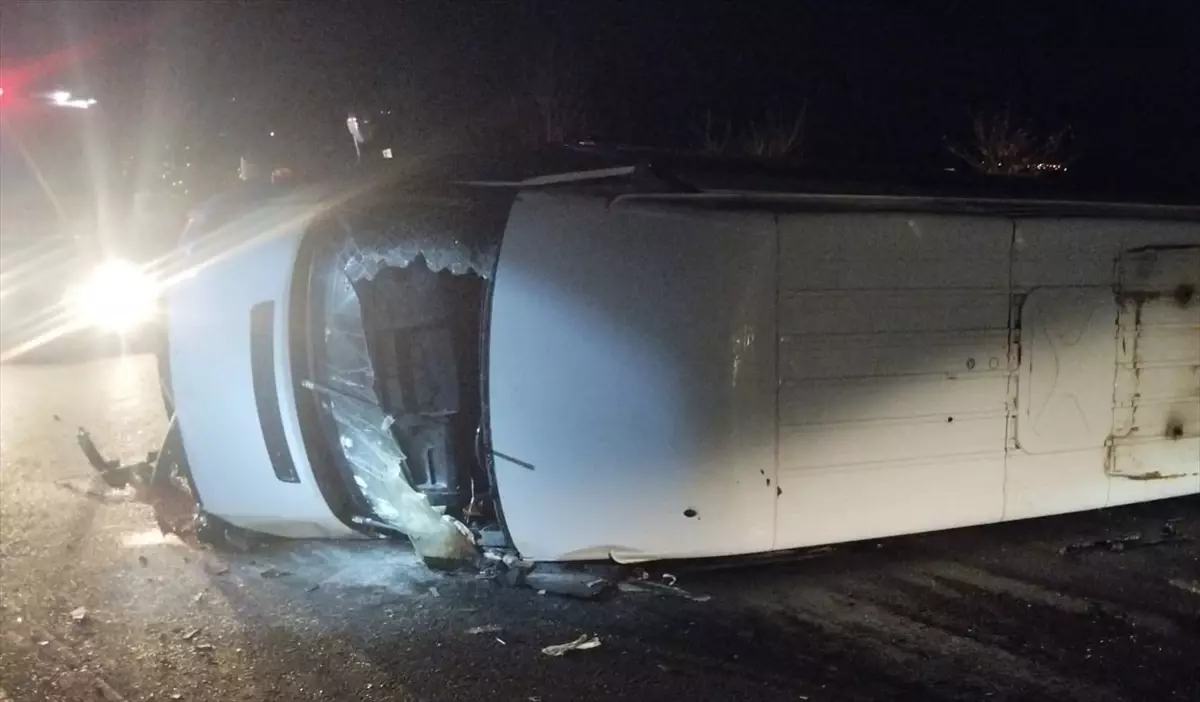 Hatay'ın Kırıkhan İlçesinde Trafik Kazası: 1 Ölü, 5 Yaralı