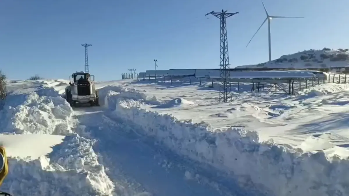 Malatya’da Kar Yağışı Sonrası Ulaşıma Açılan 66 Yerleşim Yeri