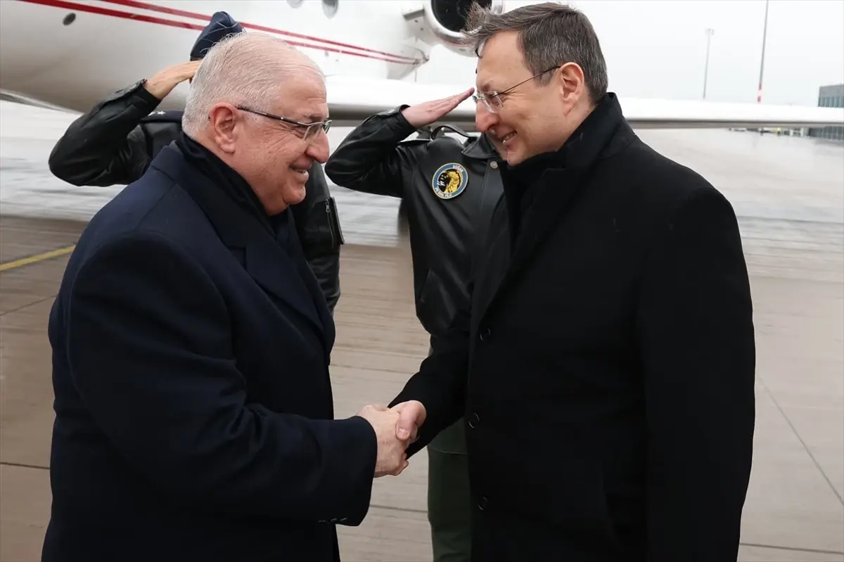 Milli Savunma Bakanı Güler, Berlin'de Büyükelçi Turan'ı Görüştü