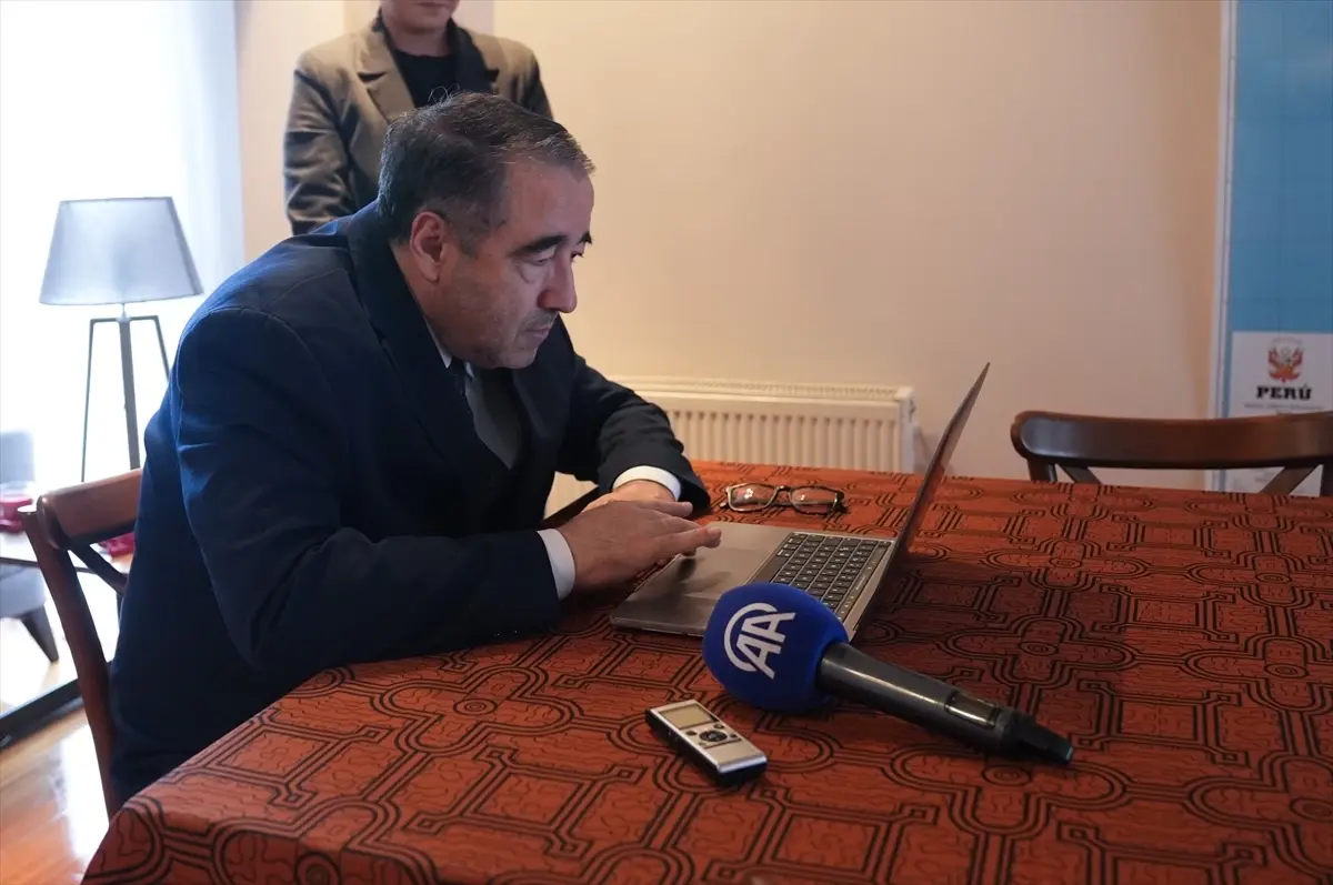 Cesar Augusto de Las Casas, Türkiye'de Yılın Kareleri Oylamasına Katıldı