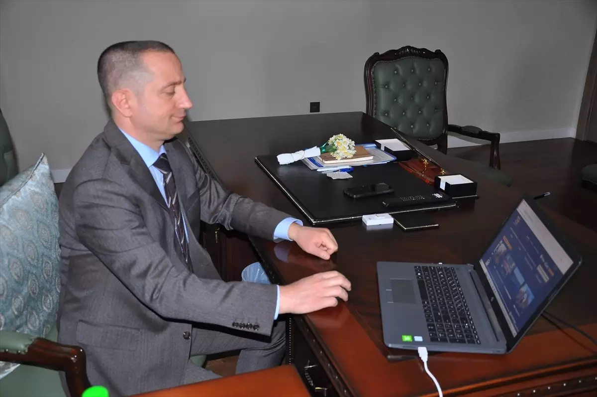 Tarsus Kaymakamı Mehmet Ali Akyüz, AA’nın 2025 Yılının Kareleri Oylamasına Katıldı