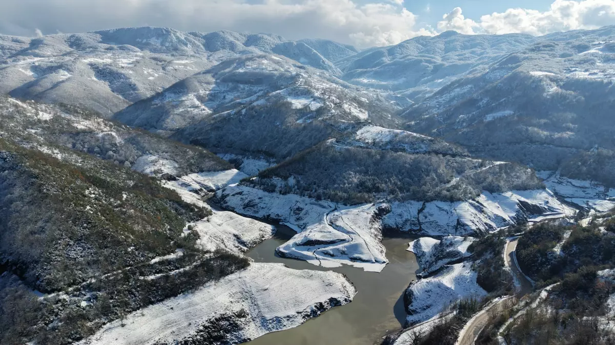 Kocaeli'de Kar Yağışı Yuvacık Barajı’nın Su Seviyesini %16’ya Çıkardı