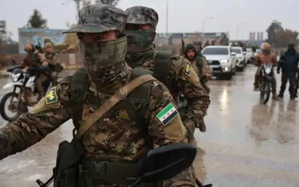 Sınır yakınındaki askeri hareketlilik